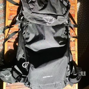 Osprey Soelden 42 ski and snowboard backpack